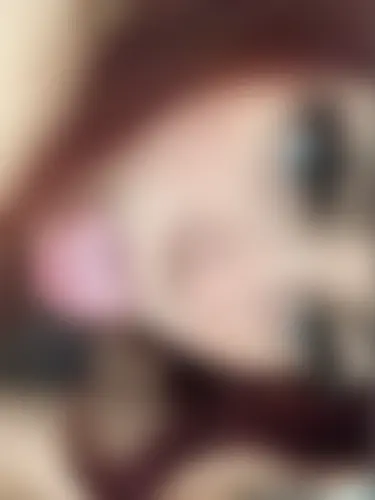 Zoe711, 23